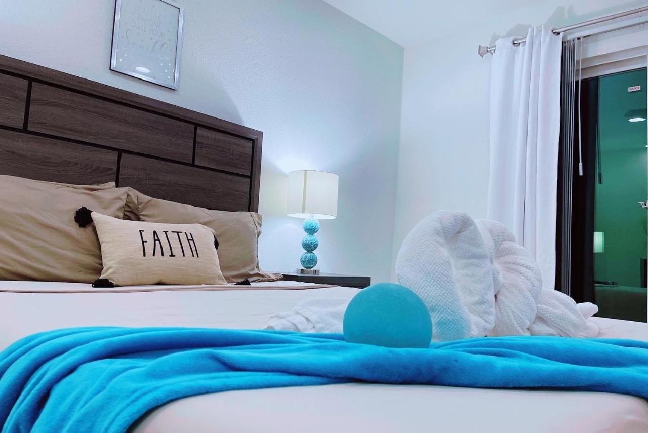 Modern Santorini Suite Houston Nrg Tmc Luxurious Walkable エクステリア 写真